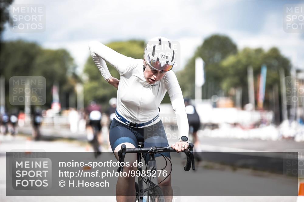 16.08.2026 - KN Förde Triathlon 2026 H.Heesch http://msf.ph/oto/9985276 16.08.2026 13:03:51 Radfahren 561, 580, 726 meine-sportfotos.de