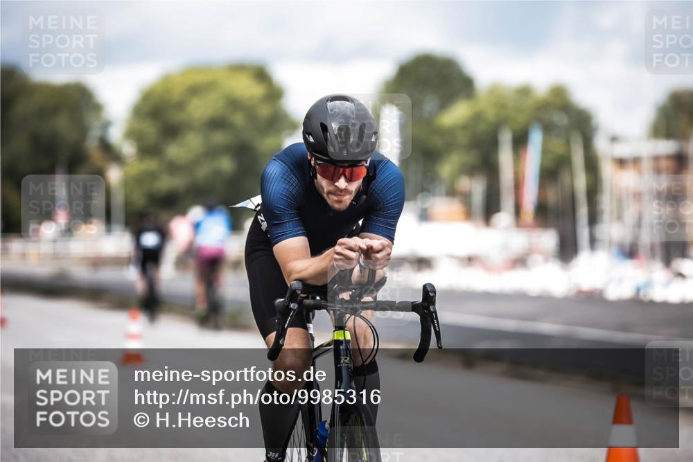 16.08.2026 - KN Förde Triathlon 2026 H.Heesch http://msf.ph/oto/9985316 16.08.2026 13:04:00 Radfahren 503, 539, 608, 703, 719, 733 meine-sportfotos.de