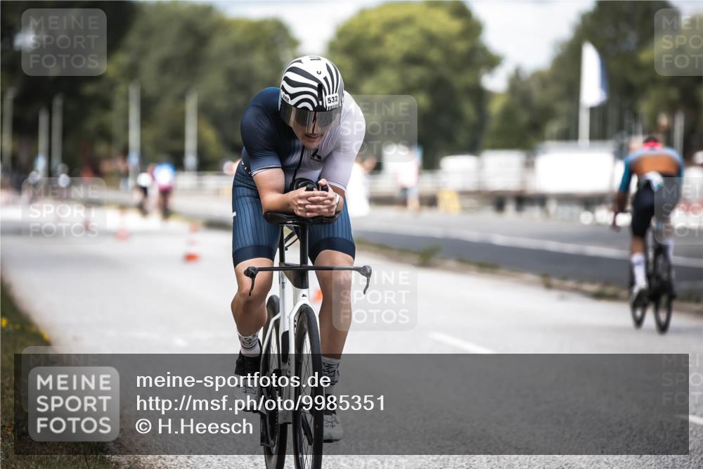 16.08.2026 - KN Förde Triathlon 2026 H.Heesch http://msf.ph/oto/9985351 16.08.2026 13:04:07 Radfahren 514, 515, 532, 542, 545, 608, 703 meine-sportfotos.de