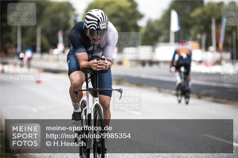 16.08.2026 - KN Förde Triathlon 2026 H.Heesch http://msf.ph/oto/9985354 16.08.2026 13:04:07 Radfahren 514, 515, 532, 542, 545, 608, 703 meine-sportfotos.de