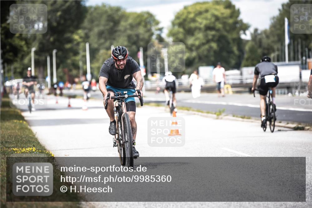 16.08.2026 - KN Förde Triathlon 2026 H.Heesch http://msf.ph/oto/9985360 16.08.2026 13:04:16 Radfahren 571, 606, 721 meine-sportfotos.de