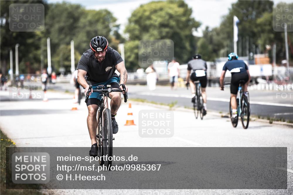 16.08.2026 - KN Förde Triathlon 2026 H.Heesch http://msf.ph/oto/9985367 16.08.2026 13:04:17 Radfahren 606, 721 meine-sportfotos.de
