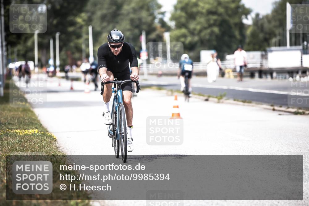 16.08.2026 - KN Förde Triathlon 2026 H.Heesch http://msf.ph/oto/9985394 16.08.2026 13:04:22 Radfahren 575 meine-sportfotos.de