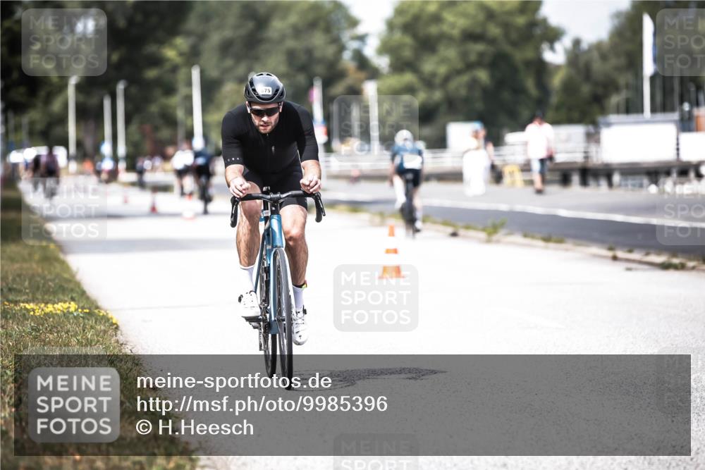 16.08.2026 - KN Förde Triathlon 2026 H.Heesch http://msf.ph/oto/9985396 16.08.2026 13:04:22 Radfahren 575 meine-sportfotos.de