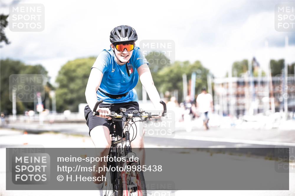 16.08.2026 - KN Förde Triathlon 2026 H.Heesch http://msf.ph/oto/9985438 16.08.2026 13:04:48 Radfahren 555, 705, 717 meine-sportfotos.de