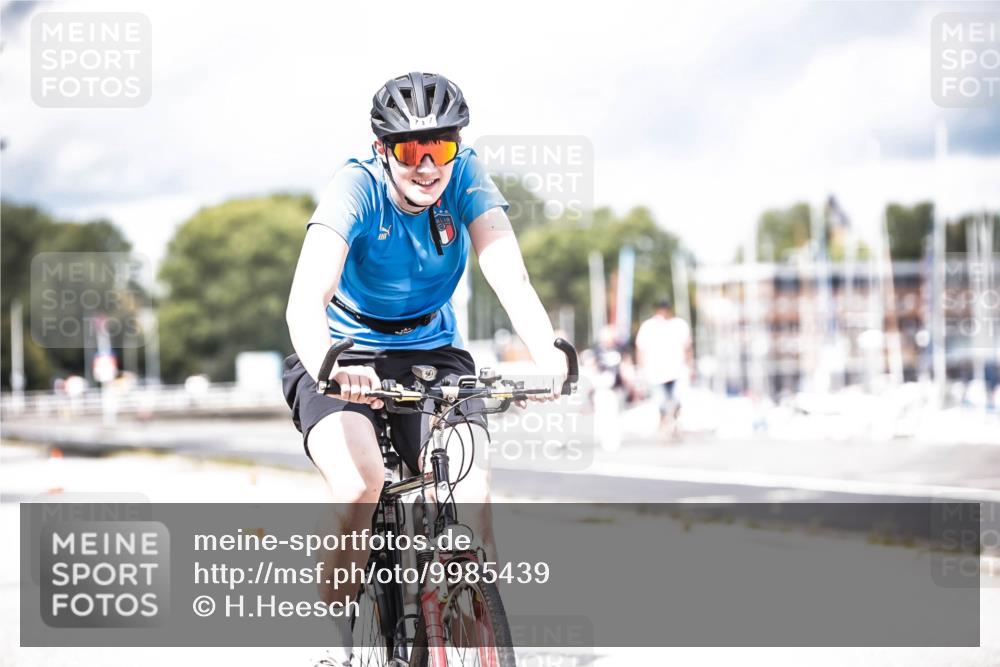16.08.2026 - KN Förde Triathlon 2026 H.Heesch http://msf.ph/oto/9985439 16.08.2026 13:04:48 Radfahren 555, 705, 717 meine-sportfotos.de