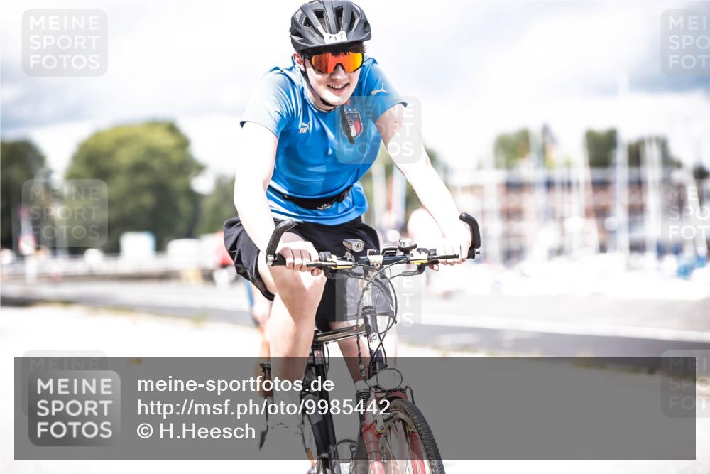 16.08.2026 - KN Förde Triathlon 2026 H.Heesch http://msf.ph/oto/9985442 16.08.2026 13:04:48 Radfahren 555, 705, 717 meine-sportfotos.de