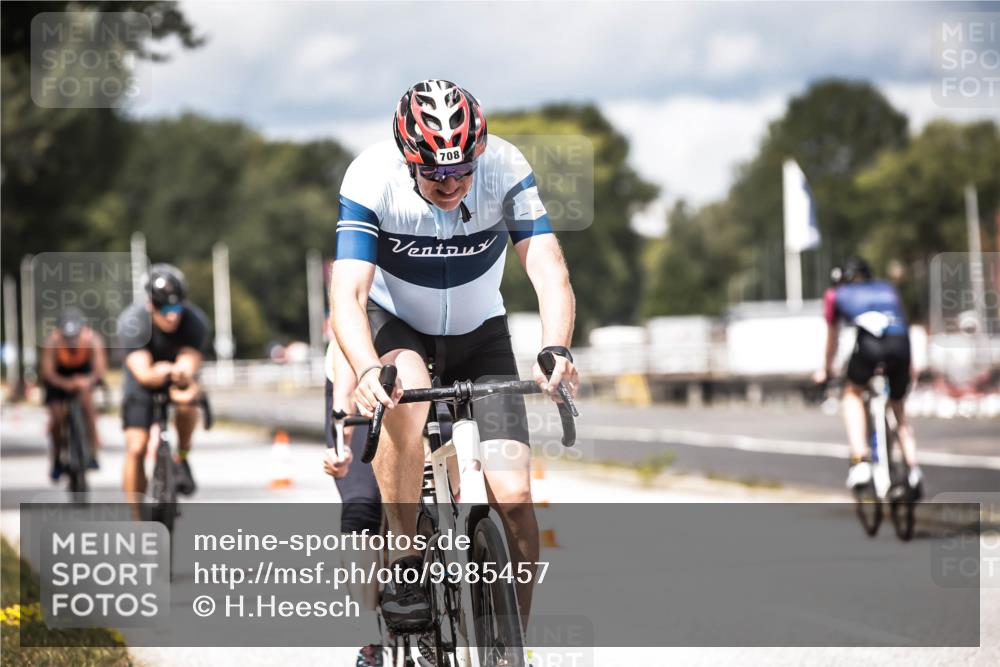 16.08.2026 - KN Förde Triathlon 2026 H.Heesch http://msf.ph/oto/9985457 16.08.2026 13:05:03 Radfahren 501, 502, 508, 708, 724, 740, 742 meine-sportfotos.de