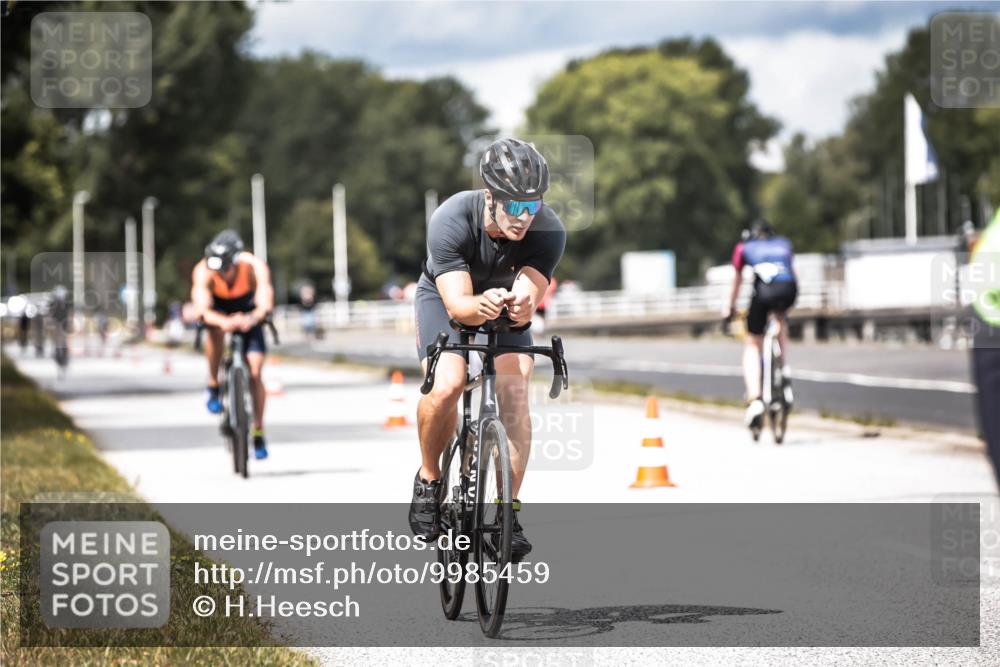 16.08.2026 - KN Förde Triathlon 2026 H.Heesch http://msf.ph/oto/9985459 16.08.2026 13:05:04 Radfahren 196, 502, 508, 708, 724, 740, 742 meine-sportfotos.de