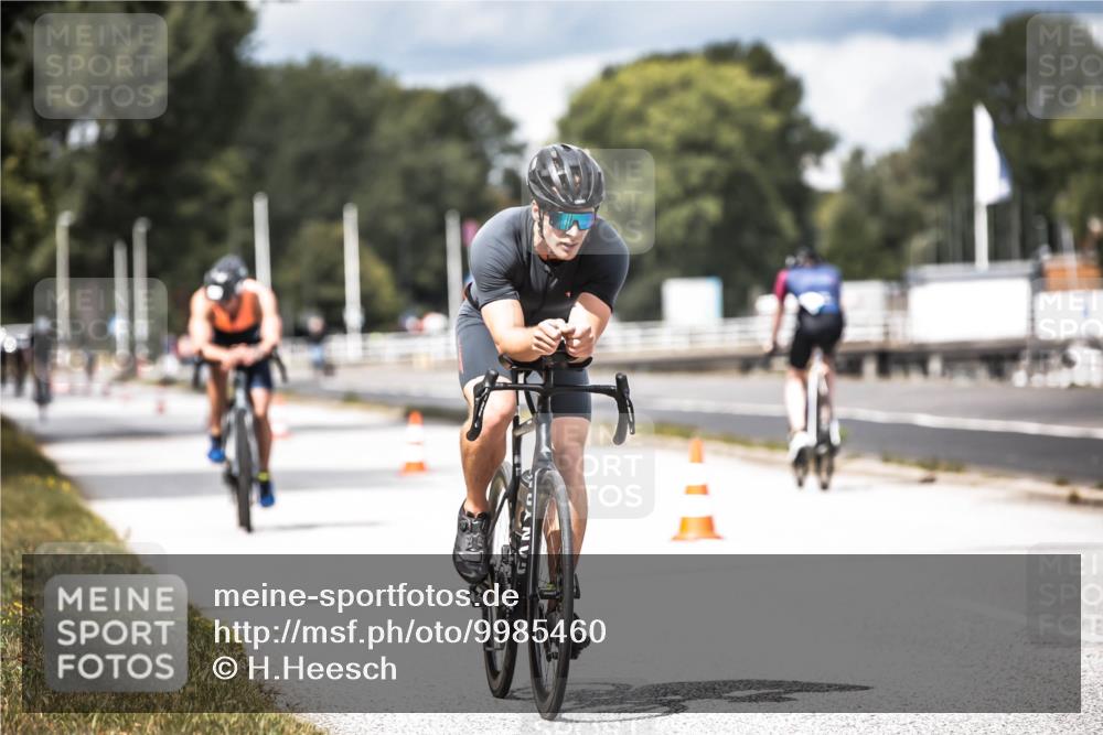 16.08.2026 - KN Förde Triathlon 2026 H.Heesch http://msf.ph/oto/9985460 16.08.2026 13:05:04 Radfahren 196, 502, 508, 708, 724, 740, 742 meine-sportfotos.de