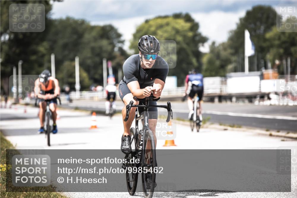 16.08.2026 - KN Förde Triathlon 2026 H.Heesch http://msf.ph/oto/9985462 16.08.2026 13:05:04 Radfahren 196, 502, 508, 708, 724, 740, 742 meine-sportfotos.de