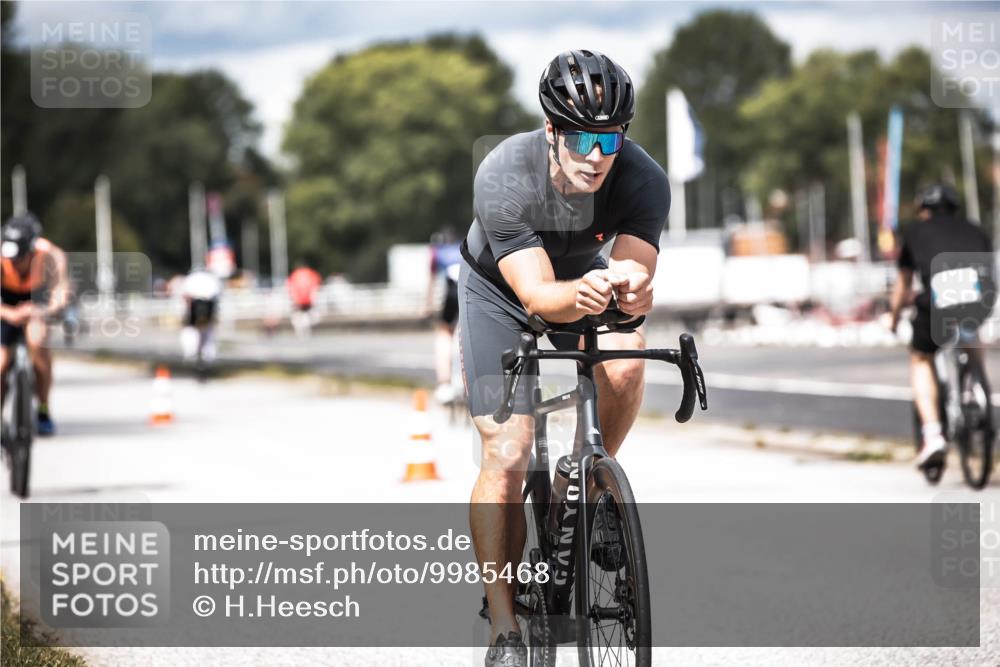 16.08.2026 - KN Förde Triathlon 2026 H.Heesch http://msf.ph/oto/9985468 16.08.2026 13:05:04 Radfahren 196, 502, 508, 708, 724, 740, 742 meine-sportfotos.de
