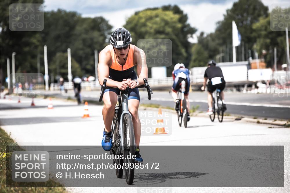 16.08.2026 - KN Förde Triathlon 2026 H.Heesch http://msf.ph/oto/9985472 16.08.2026 13:05:06 Radfahren 196, 502, 508, 708, 740, 742 meine-sportfotos.de