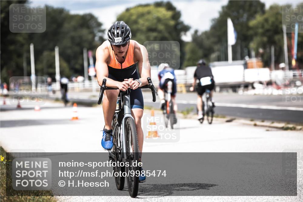 16.08.2026 - KN Förde Triathlon 2026 H.Heesch http://msf.ph/oto/9985474 16.08.2026 13:05:06 Radfahren 196, 502, 508, 708, 740, 742 meine-sportfotos.de