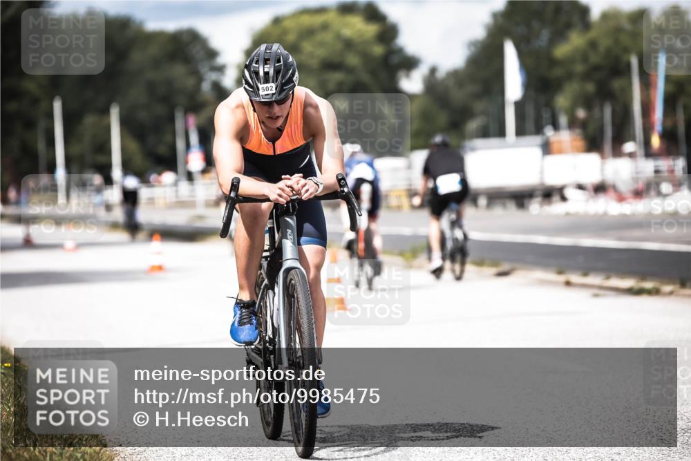 16.08.2026 - KN Förde Triathlon 2026 H.Heesch http://msf.ph/oto/9985475 16.08.2026 13:05:06 Radfahren 196, 502, 508, 708, 740, 742 meine-sportfotos.de