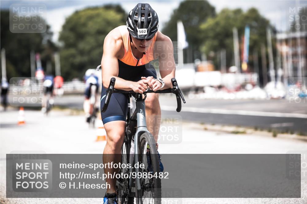 16.08.2026 - KN Förde Triathlon 2026 H.Heesch http://msf.ph/oto/9985482 16.08.2026 13:05:06 Radfahren 196, 502, 508, 708, 740, 742 meine-sportfotos.de