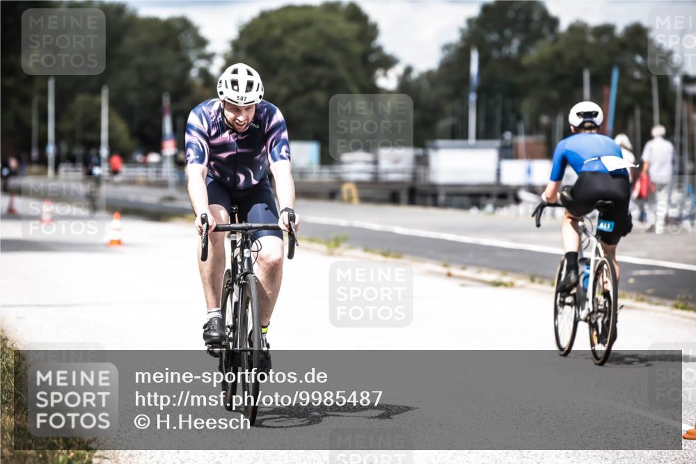 16.08.2026 - KN Förde Triathlon 2026 H.Heesch http://msf.ph/oto/9985487 16.08.2026 13:05:22 Radfahren 511, 540, 587 meine-sportfotos.de