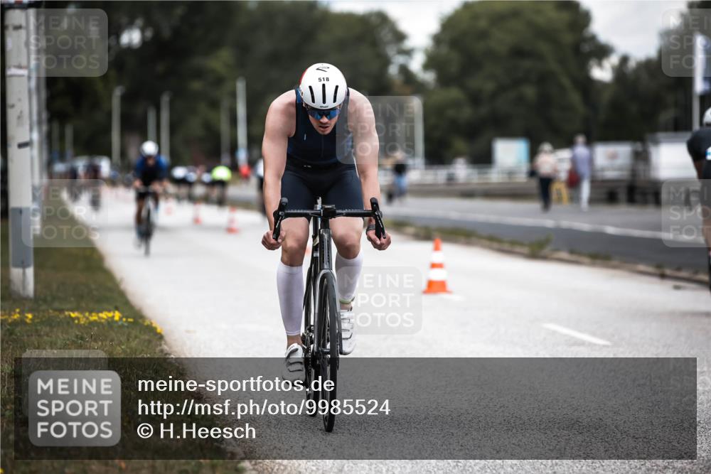 16.08.2026 - KN Förde Triathlon 2026 H.Heesch http://msf.ph/oto/9985524 16.08.2026 13:05:49 Radfahren 518, 569 meine-sportfotos.de