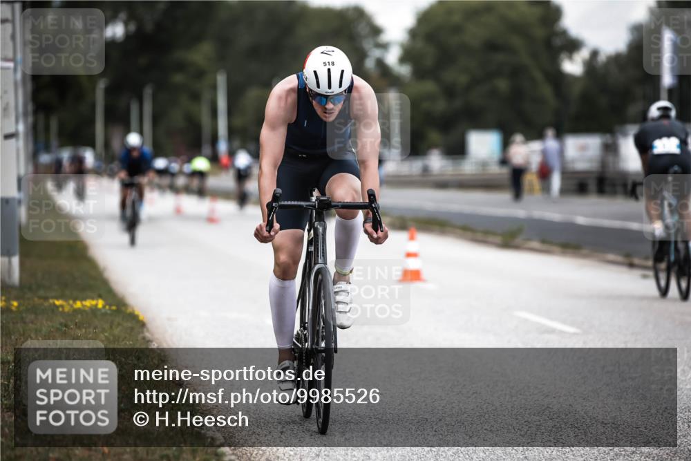 16.08.2026 - KN Förde Triathlon 2026 H.Heesch http://msf.ph/oto/9985526 16.08.2026 13:05:49 Radfahren 518, 569 meine-sportfotos.de