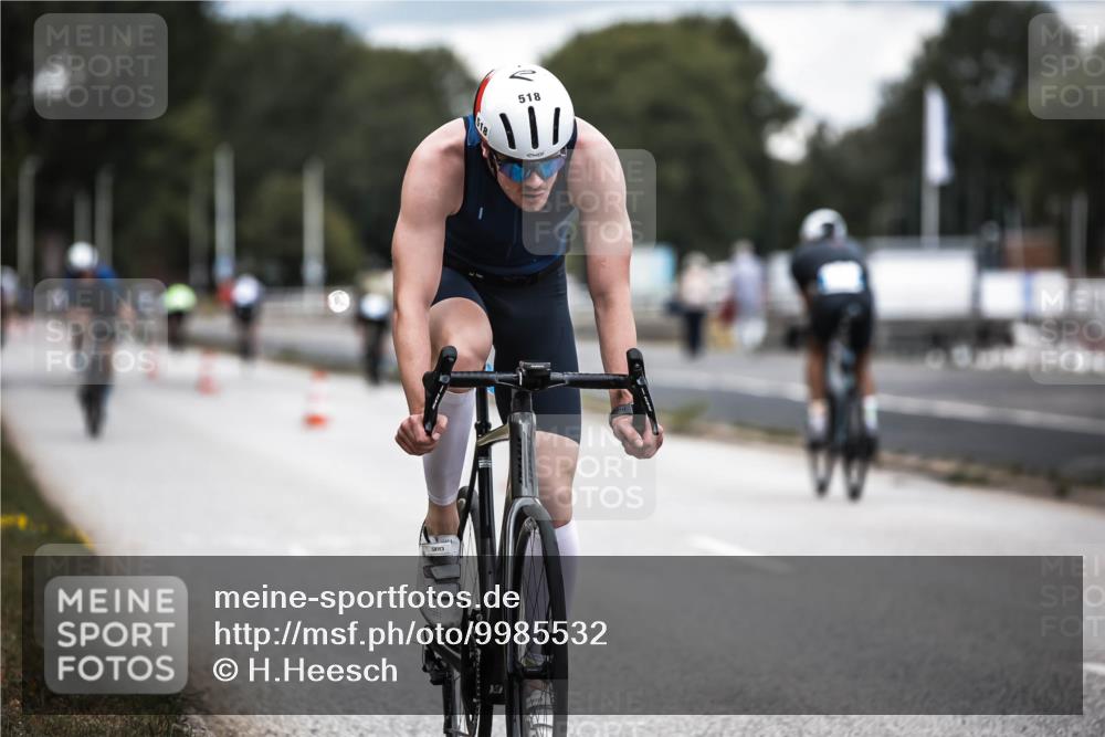 16.08.2026 - KN Förde Triathlon 2026 H.Heesch http://msf.ph/oto/9985532 16.08.2026 13:05:49 Radfahren 518, 569 meine-sportfotos.de
