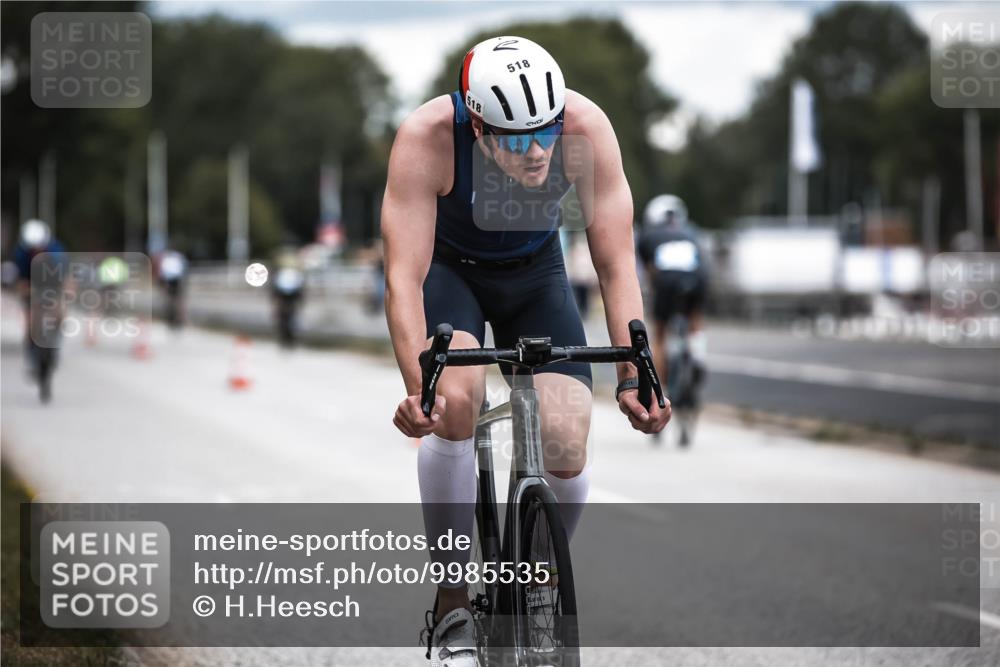 16.08.2026 - KN Förde Triathlon 2026 H.Heesch http://msf.ph/oto/9985535 16.08.2026 13:05:49 Radfahren 518, 569 meine-sportfotos.de