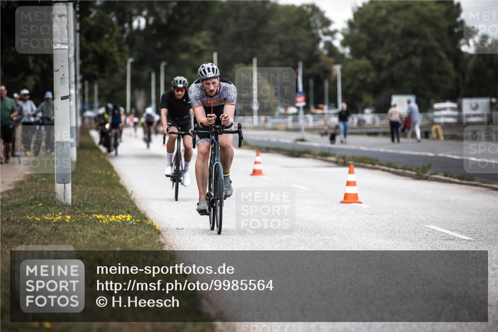 16.08.2026 - KN Förde Triathlon 2026 H.Heesch http://msf.ph/oto/9985564 16.08.2026 13:05:58 Radfahren 510, 517, 573 meine-sportfotos.de