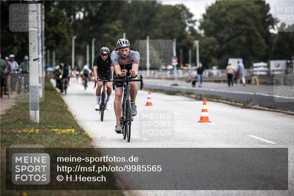 16.08.2026 - KN Förde Triathlon 2026 H.Heesch http://msf.ph/oto/9985565 16.08.2026 13:05:58 Radfahren 510, 517, 573 meine-sportfotos.de