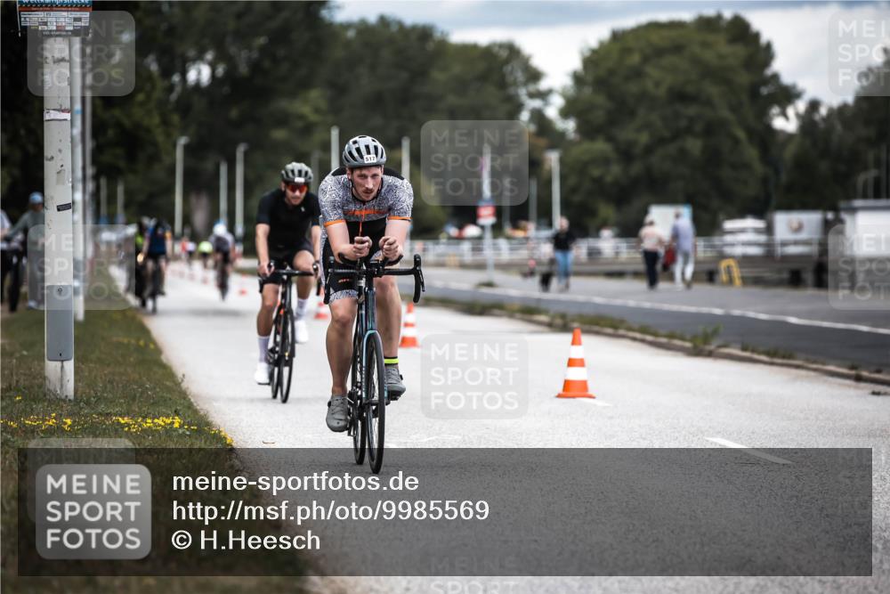 16.08.2026 - KN Förde Triathlon 2026 H.Heesch http://msf.ph/oto/9985569 16.08.2026 13:05:58 Radfahren 510, 517, 573 meine-sportfotos.de