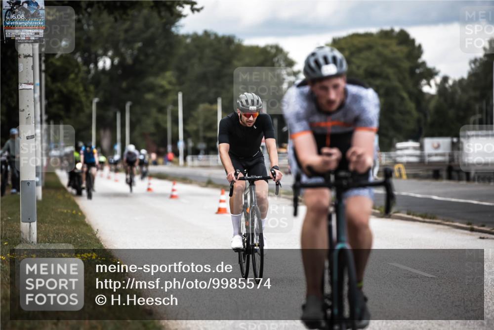 16.08.2026 - KN Förde Triathlon 2026 H.Heesch http://msf.ph/oto/9985574 16.08.2026 13:05:59 Radfahren 517, 573 meine-sportfotos.de