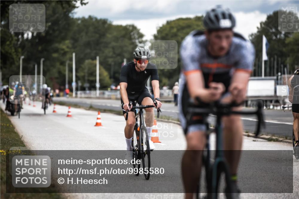 16.08.2026 - KN Förde Triathlon 2026 H.Heesch http://msf.ph/oto/9985580 16.08.2026 13:06:00 Radfahren 517, 573, 586 meine-sportfotos.de