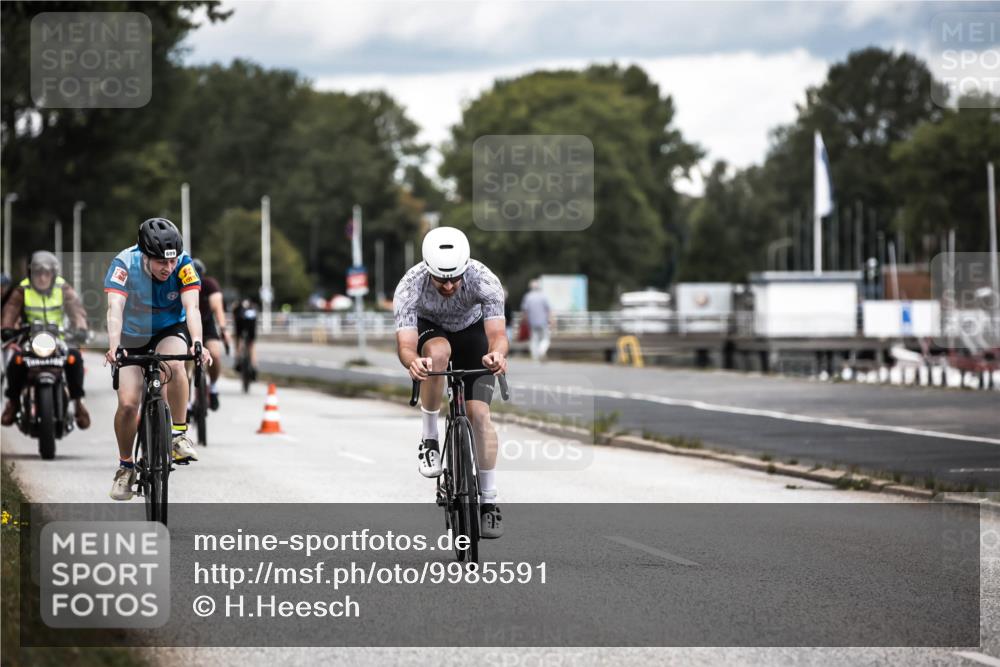 16.08.2026 - KN Förde Triathlon 2026 H.Heesch http://msf.ph/oto/9985591 16.08.2026 13:06:05 Radfahren 535, 542, 567, 586, 609, 715, 745 meine-sportfotos.de