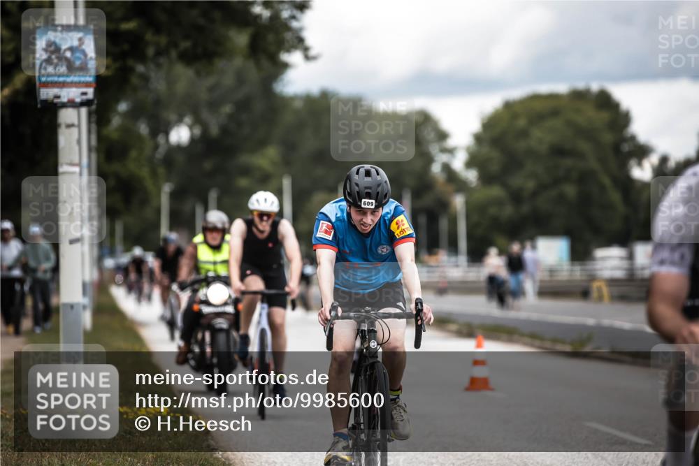 16.08.2026 - KN Förde Triathlon 2026 H.Heesch http://msf.ph/oto/9985600 16.08.2026 13:06:06 Radfahren 535, 542, 567, 586, 609, 715, 745 meine-sportfotos.de