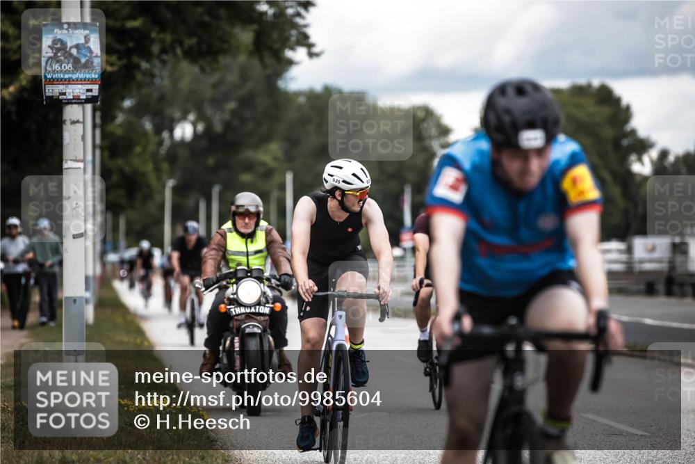 16.08.2026 - KN Förde Triathlon 2026 H.Heesch http://msf.ph/oto/9985604 16.08.2026 13:06:07 Radfahren 535, 542, 567, 585, 586, 609, 715, 745 meine-sportfotos.de