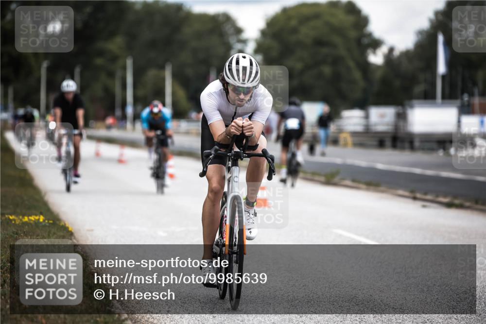 16.08.2026 - KN Förde Triathlon 2026 H.Heesch http://msf.ph/oto/9985639 16.08.2026 13:06:14 Radfahren 514, 539, 546, 585, 591 meine-sportfotos.de