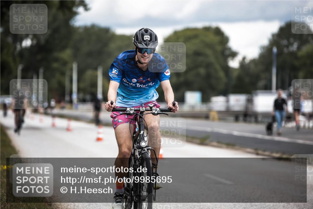 16.08.2026 - KN Förde Triathlon 2026 H.Heesch http://msf.ph/oto/9985695 16.08.2026 13:06:30 Radfahren 527, 545, 580, 725 meine-sportfotos.de
