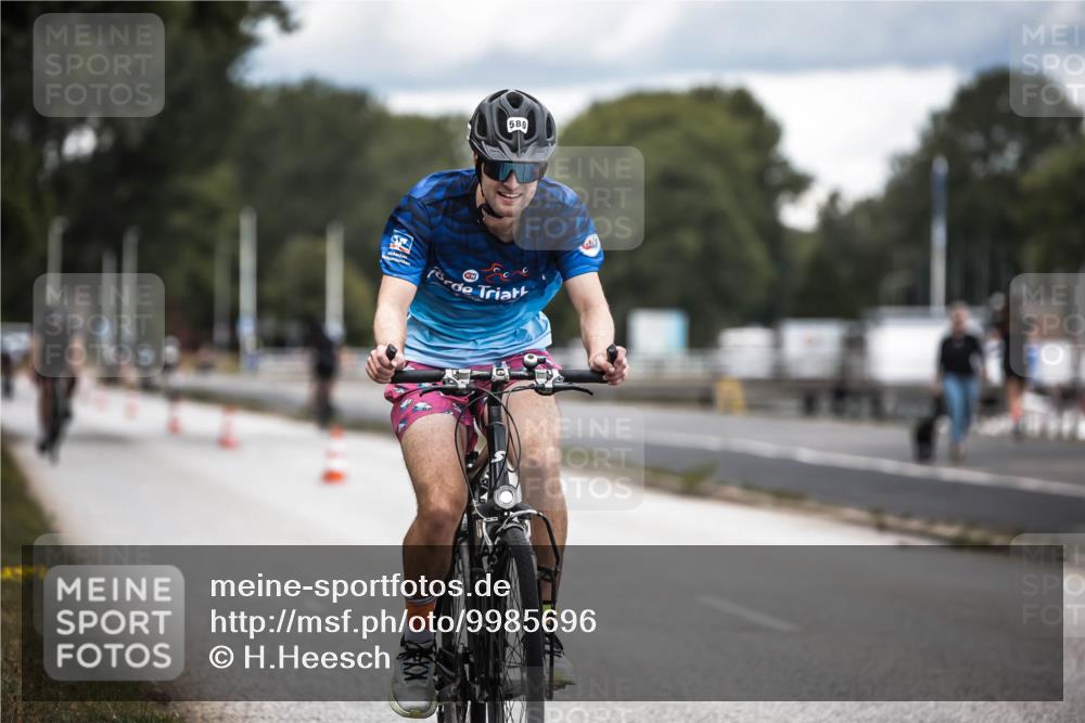 16.08.2026 - KN Förde Triathlon 2026 H.Heesch http://msf.ph/oto/9985696 16.08.2026 13:06:30 Radfahren 527, 545, 580, 725 meine-sportfotos.de