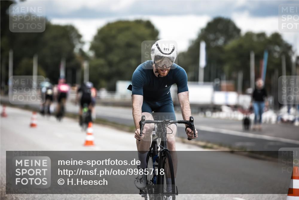 16.08.2026 - KN Förde Triathlon 2026 H.Heesch http://msf.ph/oto/9985718 16.08.2026 13:06:36 Radfahren 534, 545, 571 meine-sportfotos.de
