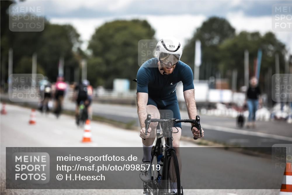 16.08.2026 - KN Förde Triathlon 2026 H.Heesch http://msf.ph/oto/9985719 16.08.2026 13:06:36 Radfahren 534, 545, 571 meine-sportfotos.de