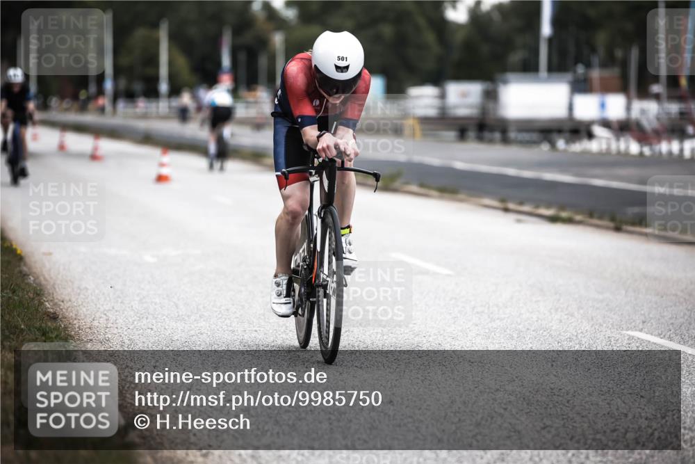 16.08.2026 - KN Förde Triathlon 2026 H.Heesch http://msf.ph/oto/9985750 16.08.2026 13:06:53 Radfahren 520, 583, 723 meine-sportfotos.de