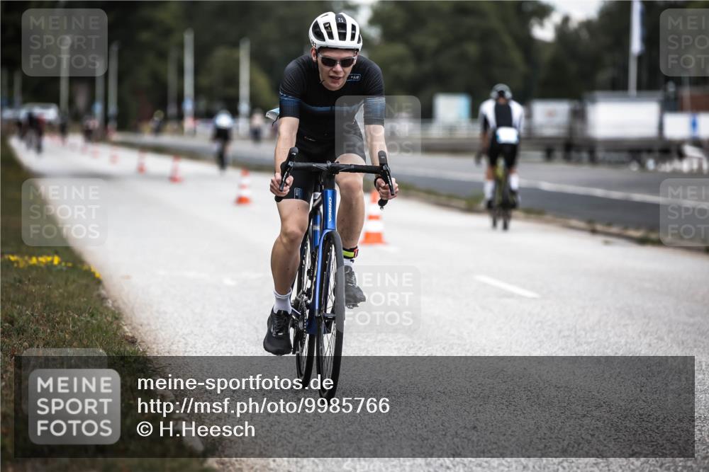 16.08.2026 - KN Förde Triathlon 2026 H.Heesch http://msf.ph/oto/9985766 16.08.2026 13:06:57 Radfahren 520, 525, 551, 583, 723 meine-sportfotos.de
