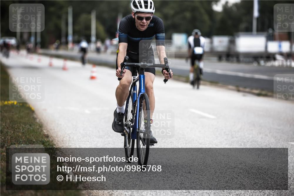 16.08.2026 - KN Förde Triathlon 2026 H.Heesch http://msf.ph/oto/9985768 16.08.2026 13:06:57 Radfahren 520, 525, 551, 583, 723 meine-sportfotos.de