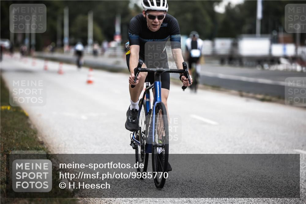 16.08.2026 - KN Förde Triathlon 2026 H.Heesch http://msf.ph/oto/9985770 16.08.2026 13:06:57 Radfahren 520, 525, 551, 583, 723 meine-sportfotos.de
