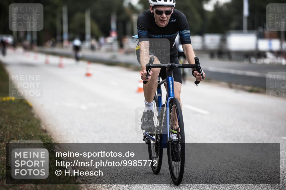 16.08.2026 - KN Förde Triathlon 2026 H.Heesch http://msf.ph/oto/9985772 16.08.2026 13:06:57 Radfahren 520, 525, 551, 583, 723 meine-sportfotos.de