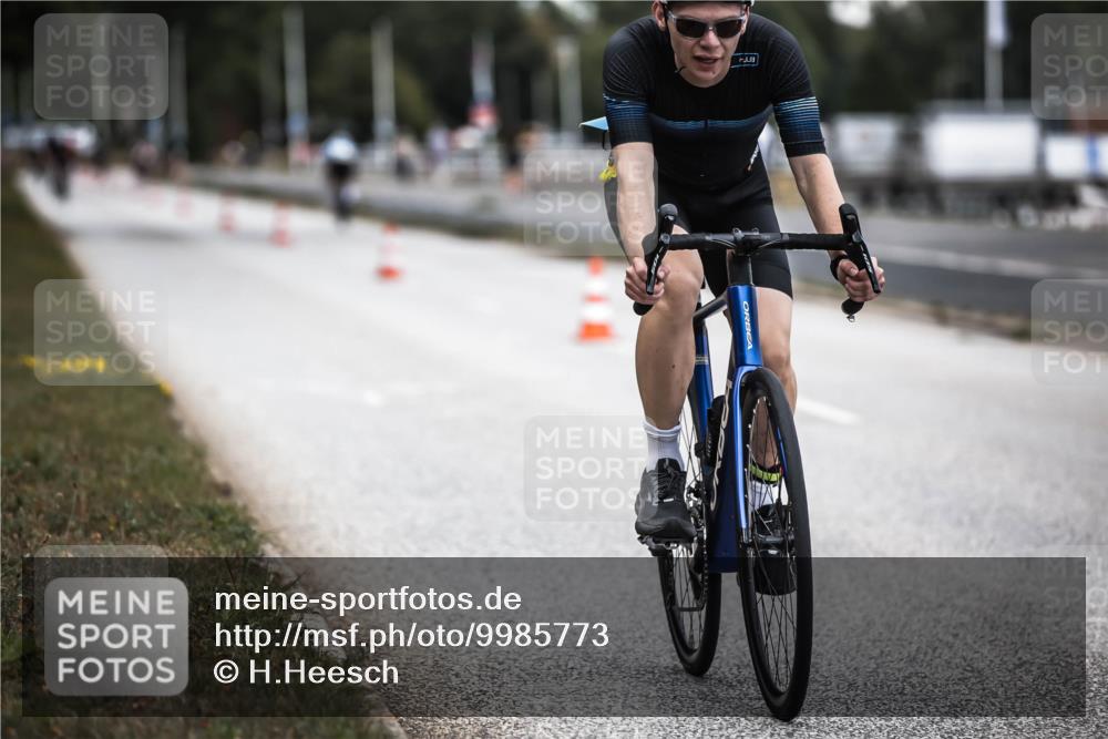 16.08.2026 - KN Förde Triathlon 2026 H.Heesch http://msf.ph/oto/9985773 16.08.2026 13:06:57 Radfahren 520, 525, 551, 583, 723 meine-sportfotos.de