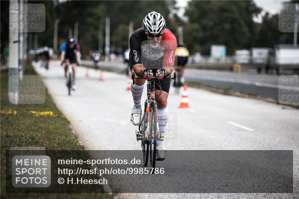 16.08.2026 - KN Förde Triathlon 2026 H.Heesch http://msf.ph/oto/9985786 16.08.2026 13:07:07 Radfahren 509, 543, 727 meine-sportfotos.de