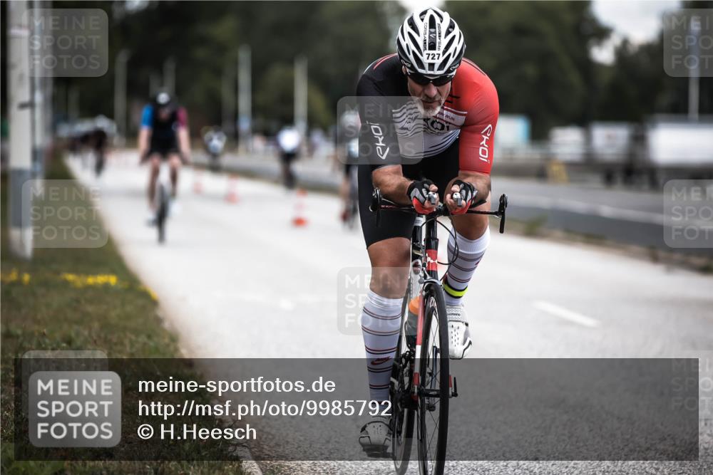 16.08.2026 - KN Förde Triathlon 2026 H.Heesch http://msf.ph/oto/9985792 16.08.2026 13:07:07 Radfahren 509, 543, 727 meine-sportfotos.de