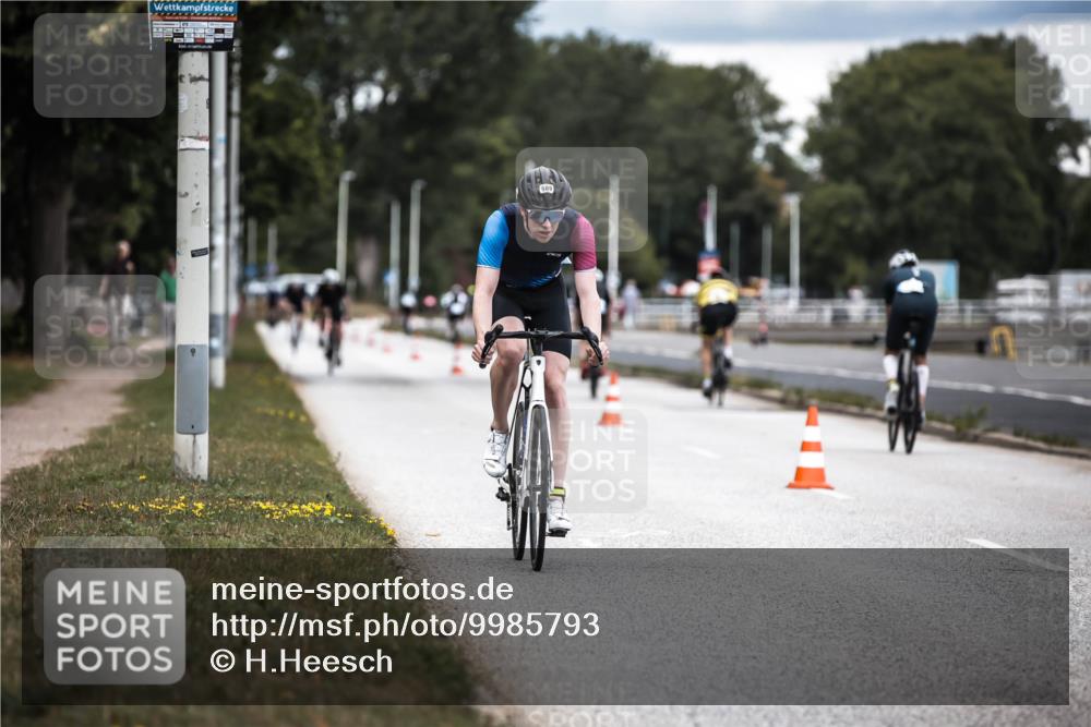 16.08.2026 - KN Förde Triathlon 2026 H.Heesch http://msf.ph/oto/9985793 16.08.2026 13:07:09 Radfahren 509, 543, 704, 727 meine-sportfotos.de