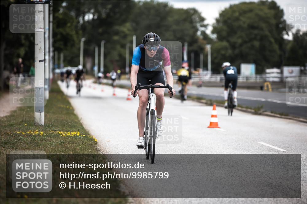 16.08.2026 - KN Förde Triathlon 2026 H.Heesch http://msf.ph/oto/9985799 16.08.2026 13:07:09 Radfahren 509, 543, 704, 727 meine-sportfotos.de