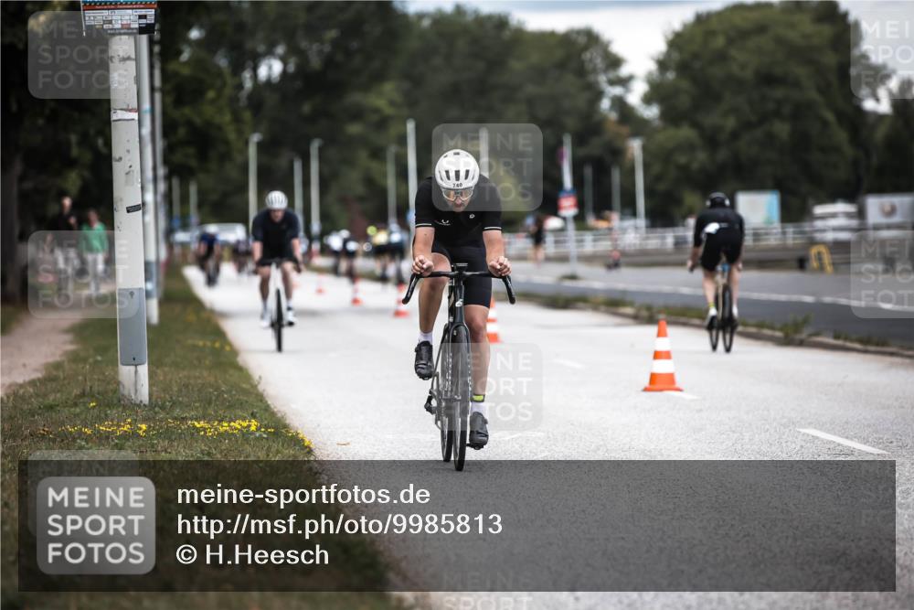 16.08.2026 - KN Förde Triathlon 2026 H.Heesch http://msf.ph/oto/9985813 16.08.2026 13:07:15 Radfahren 507, 704, 724, 740 meine-sportfotos.de
