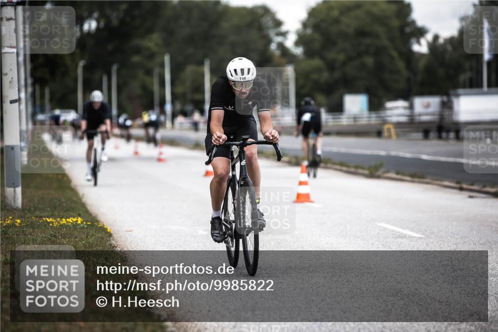 16.08.2026 - KN Förde Triathlon 2026 H.Heesch http://msf.ph/oto/9985822 16.08.2026 13:07:16 Radfahren 507, 704, 724, 740 meine-sportfotos.de
